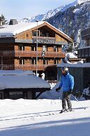 Snow Lodge Hotel Courchevel 1850