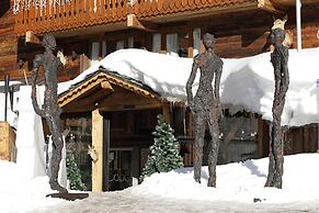 Snow Lodge Hotel Courchevel 1850