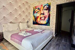 Snow Lodge Hotel Courchevel 1850