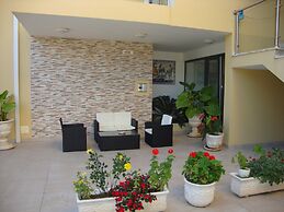 Apartamentos Mantamar II