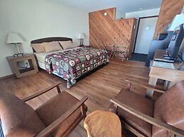 Timber Inn