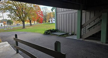 Timber Inn