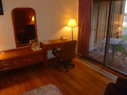 Timber Inn Motel
