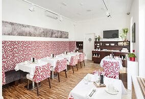 Adele Boutique Hotel