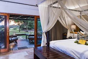 Inyati Game Lodge