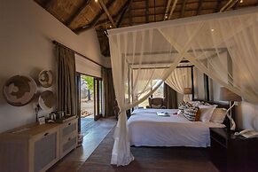 Inyati Game Lodge