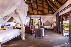 Inyati Game Lodge