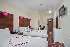 Lucky 8 Hotel