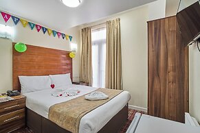 Lucky 8 Hotel