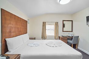 Lucky 8 Hotel