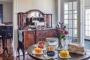 Stone Mountain Manor