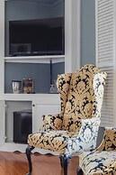 Stone Mountain Manor