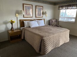 Rainbow Inn & Cottages
