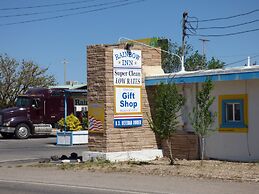 Rainbow Inn & Cottages
