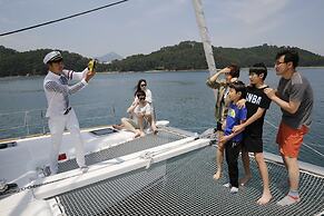 Hansan Marina Hotel & Resort