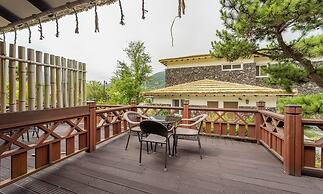 Hansan Marina Hotel & Resort