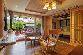 Hansan Marina Hotel & Resort