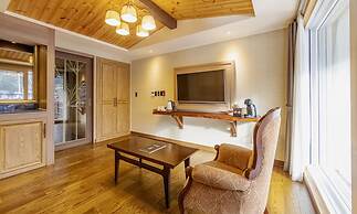 Hansan Marina Hotel & Resort