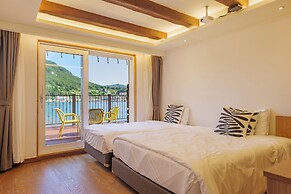 Hansan Marina Hotel & Resort