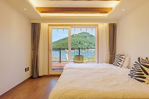 Hansan Marina Hotel & Resort
