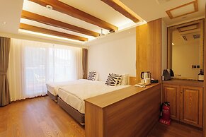 Hansan Marina Hotel & Resort