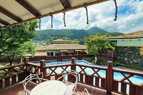 Hansan Marina Hotel & Resort