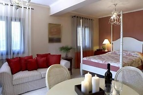 Avra Private Suites