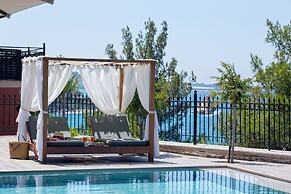Avra Private Suites