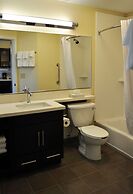 Candlewood Suites Bay City by IHG