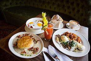 McMenamins Anderson School