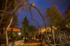 McMenamins Anderson School