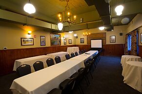 McMenamins Anderson School