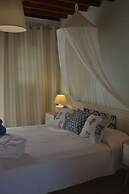 Sea Side Studios & Houses