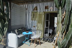 Sea Side Studios & Houses