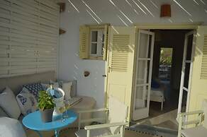 Sea Side Studios & Houses