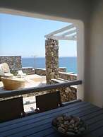 Sea Side Studios & Houses