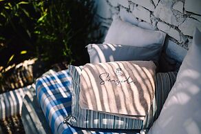 Sea Side Studios & Houses