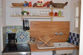 Sea Side Studios & Houses