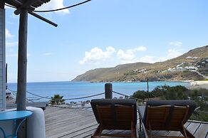 Sea Side Studios & Houses