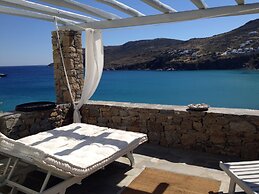 Sea Side Studios & Houses