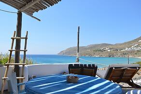 Sea Side Studios & Houses