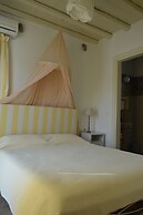 Sea Side Studios & Houses