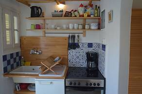 Sea Side Studios & Houses