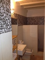 Sea Side Studios & Houses