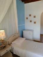 Sea Side Studios & Houses