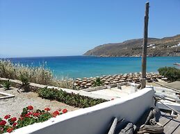 Sea Side Studios & Houses