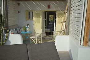 Sea Side Studios & Houses