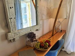 Sea Side Studios & Houses