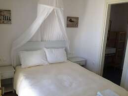 Sea Side Studios & Houses