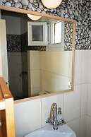 Sea Side Studios & Houses